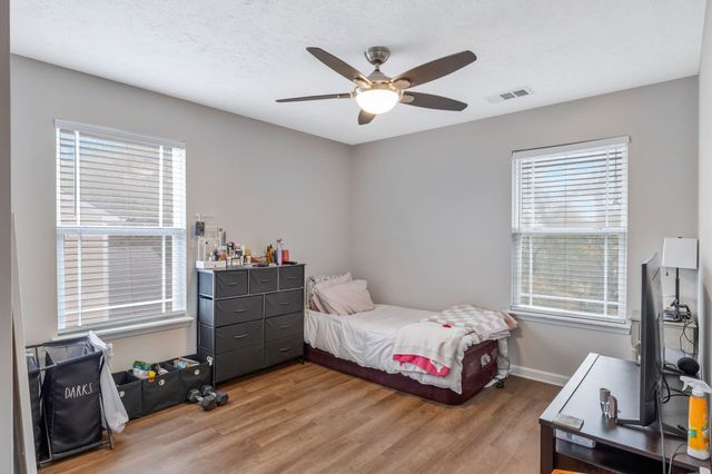 1088 Somerset Springs Dr, Spring Hill, TN 37174