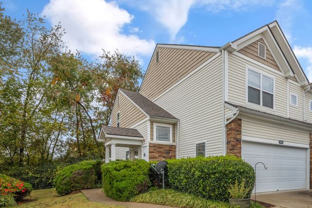 1088 Somerset Springs Dr, Spring Hill, TN 37174