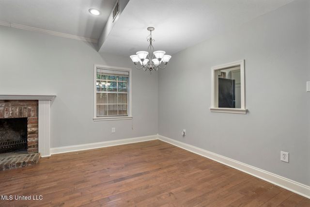 1233 Linden Place, Jackson, MS 39202