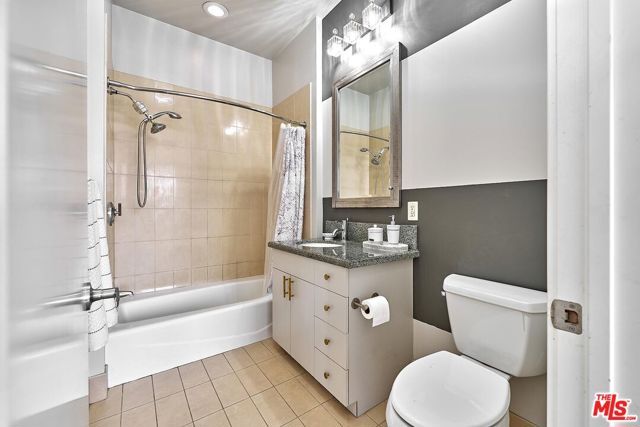 3810 Wilshire Boulevard 408, Los Angeles, CA 90010