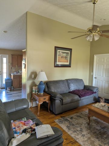 248 Harts Place Drive, Somerset, KY 42501