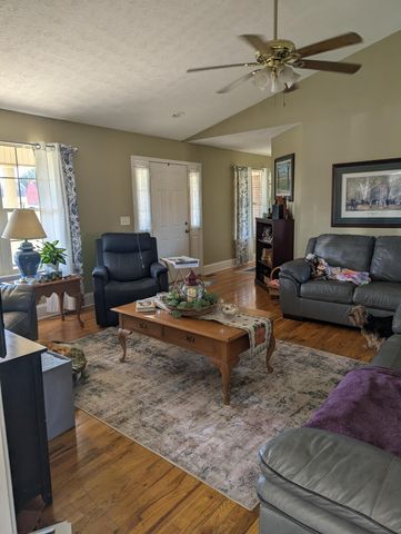 248 Harts Place Drive, Somerset, KY 42501