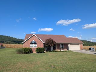 248 Harts Place Drive, Somerset, KY 42501