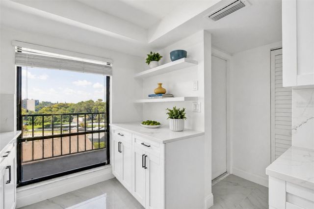 3300 COVE CAY DRIVE 6-C, Clearwater, FL 33760