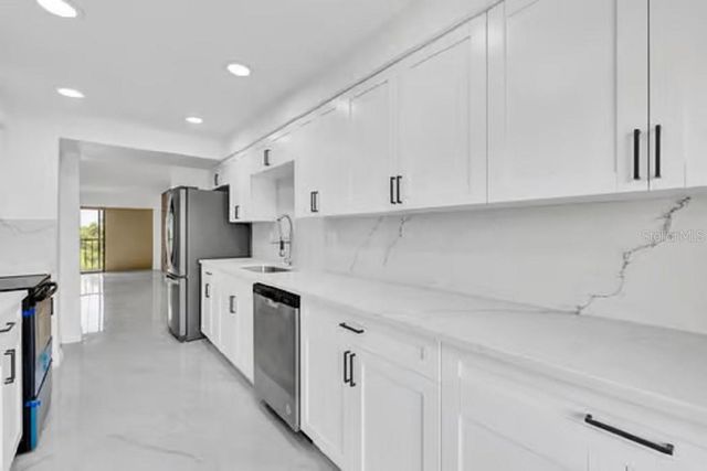 3300 COVE CAY DRIVE 6-C, Clearwater, FL 33760