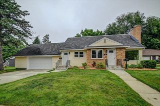 412 Martin Street, Sun Prairie, WI 53590