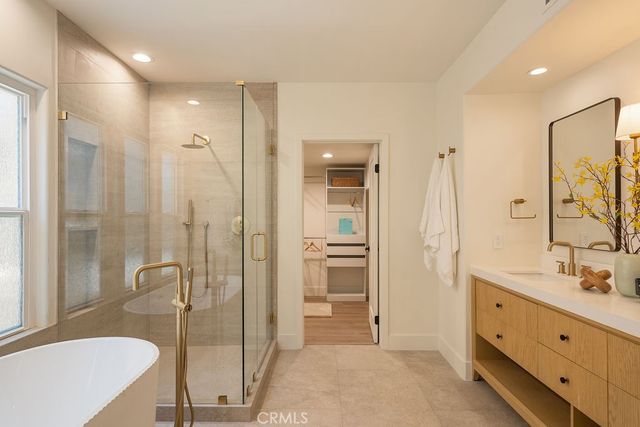 519 10th, Huntington Beach, CA 92648