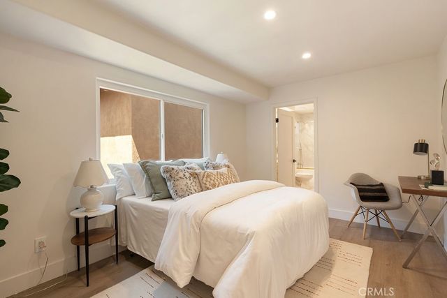 519 10th, Huntington Beach, CA 92648