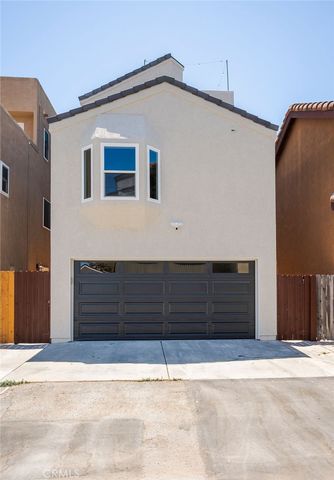 519 10th, Huntington Beach, CA 92648