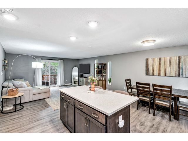 9505 Sw 50TH Ave, Portland, OR 97219