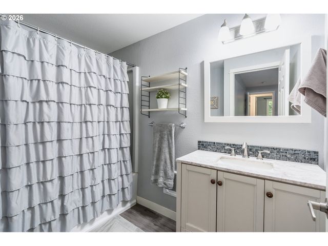 9505 Sw 50TH Ave, Portland, OR 97219