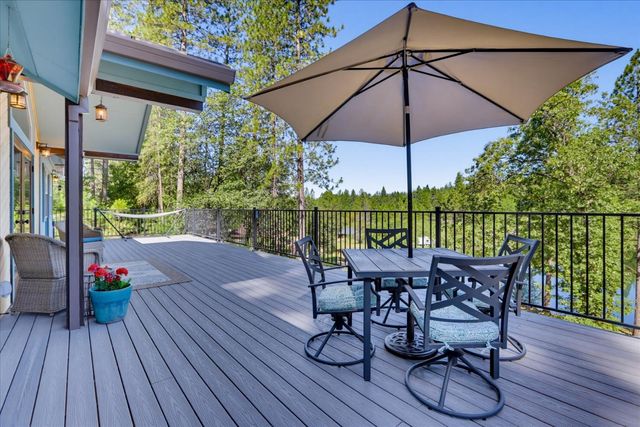 11456 Mirror Lake Ct, Grass Valley, CA 95945