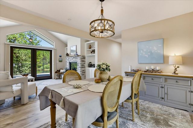 11456 Mirror Lake Ct, Grass Valley, CA 95945