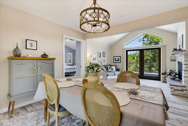 11456 Mirror Lake Ct, Grass Valley, CA 95945