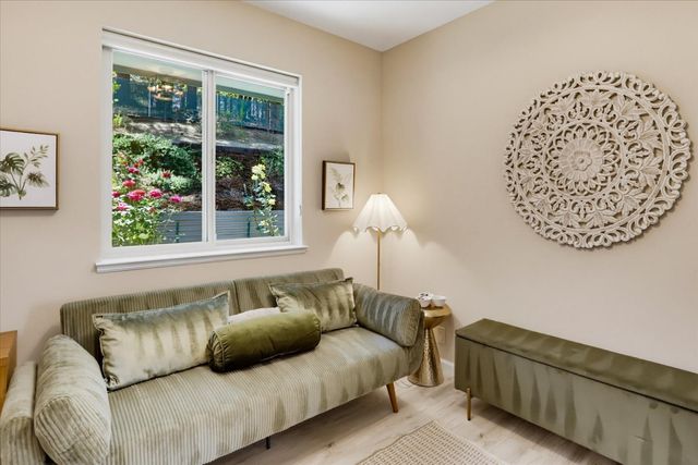 11456 Mirror Lake Ct, Grass Valley, CA 95945