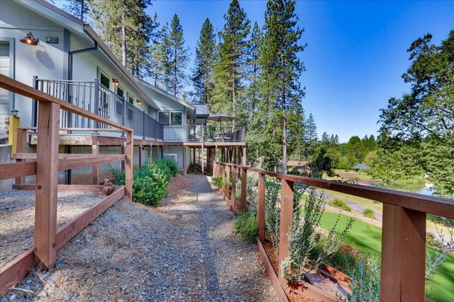 11456 Mirror Lake Ct, Grass Valley, CA 95945