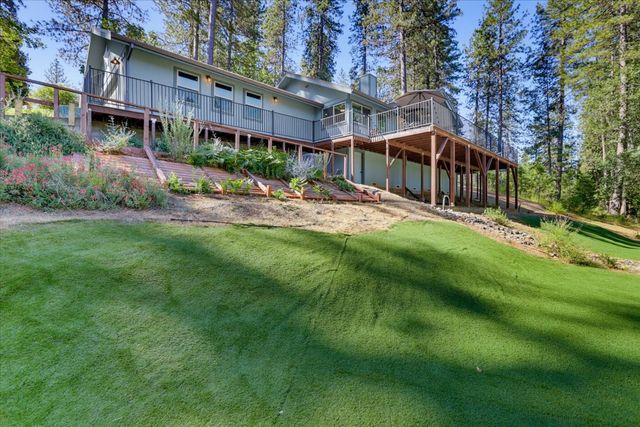 11456 Mirror Lake Ct, Grass Valley, CA 95945