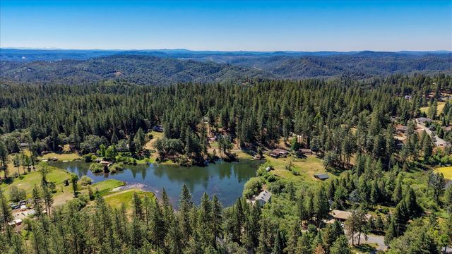 11456 Mirror Lake Ct, Grass Valley, CA 95945