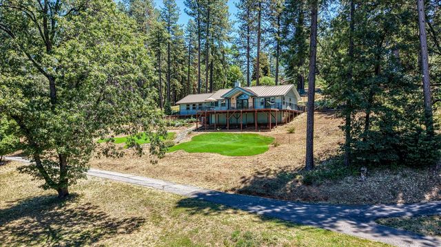 11456 Mirror Lake Ct, Grass Valley, CA 95945