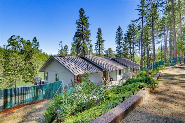 11456 Mirror Lake Ct, Grass Valley, CA 95945