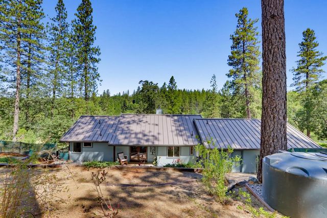 11456 Mirror Lake Ct, Grass Valley, CA 95945
