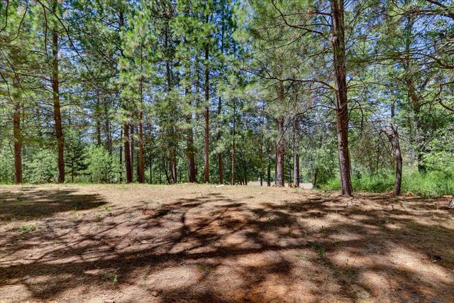 11456 Mirror Lake Ct, Grass Valley, CA 95945