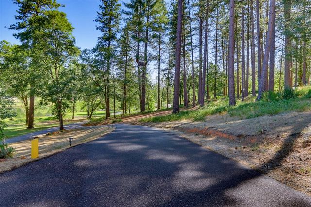 11456 Mirror Lake Ct, Grass Valley, CA 95945