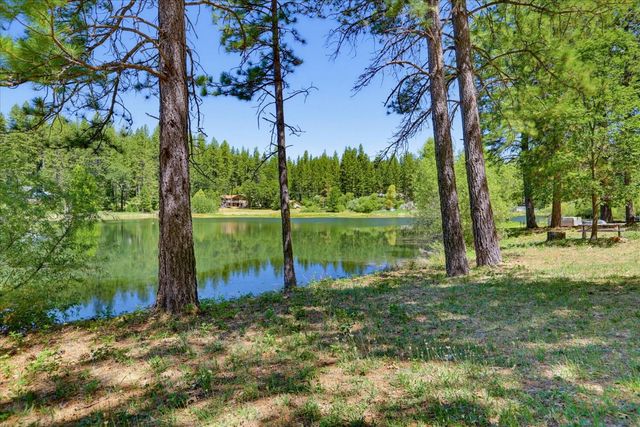 11456 Mirror Lake Ct, Grass Valley, CA 95945