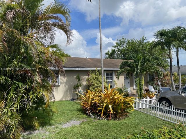 906 SW 8th Ave, Hallandale Beach, FL 33009