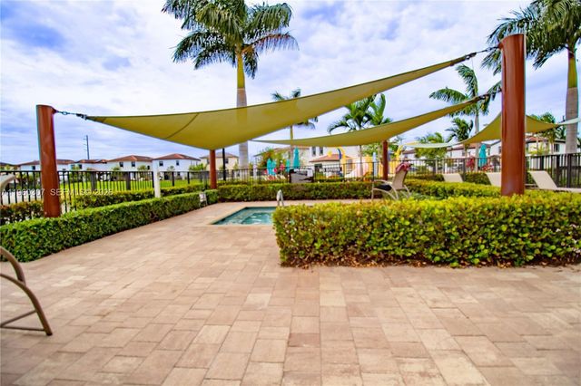 3435 W 105th Pl 0, Hialeah, FL 33018