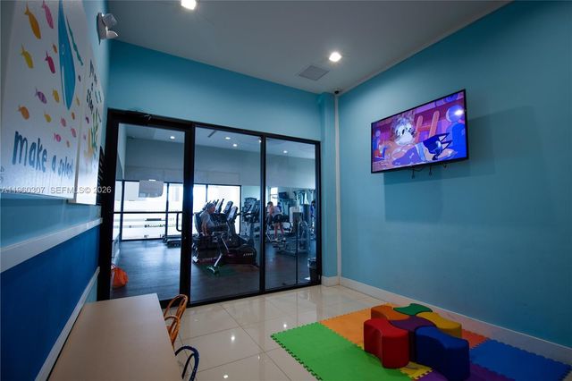 3435 W 105th Pl 0, Hialeah, FL 33018