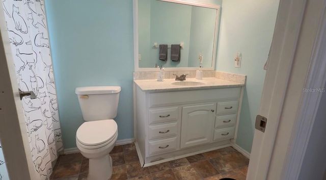 301 OAK TRACK DRIVE, Ocala, FL 34472