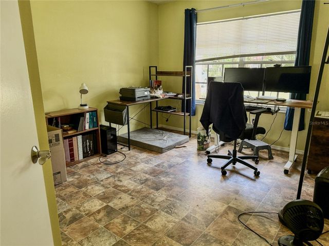 301 OAK TRACK DRIVE, Ocala, FL 34472