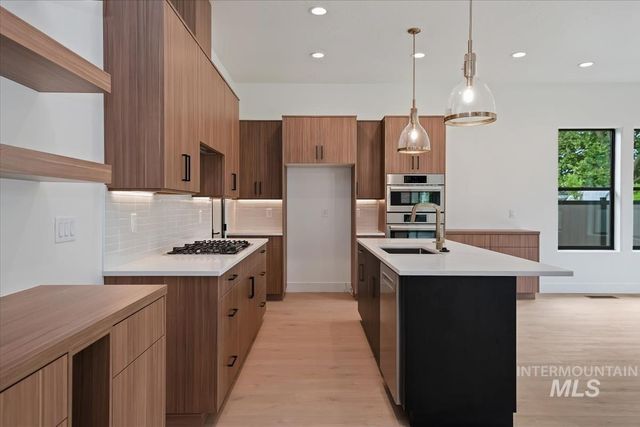 4667 N Collister Dr, Boise, ID 83703