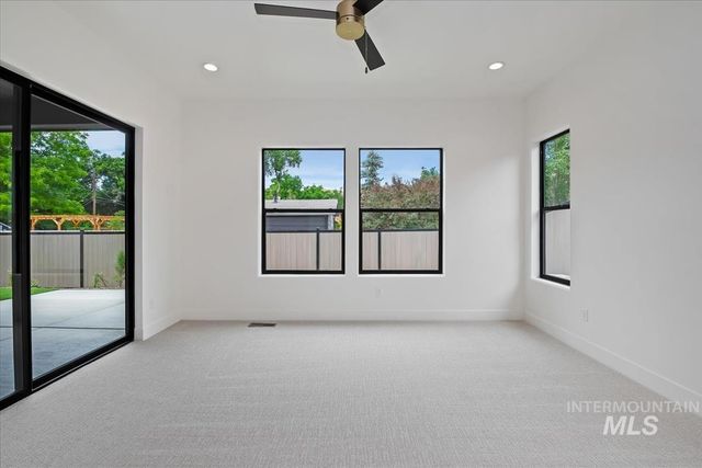4667 N Collister Dr, Boise, ID 83703
