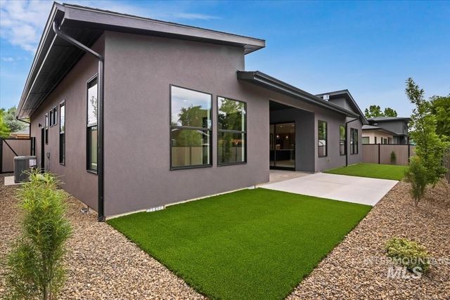 4667 N Collister Dr, Boise, ID 83703