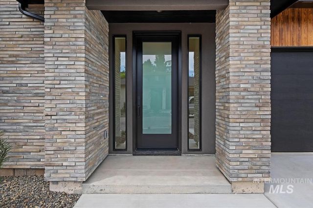 4667 N Collister Dr, Boise, ID 83703