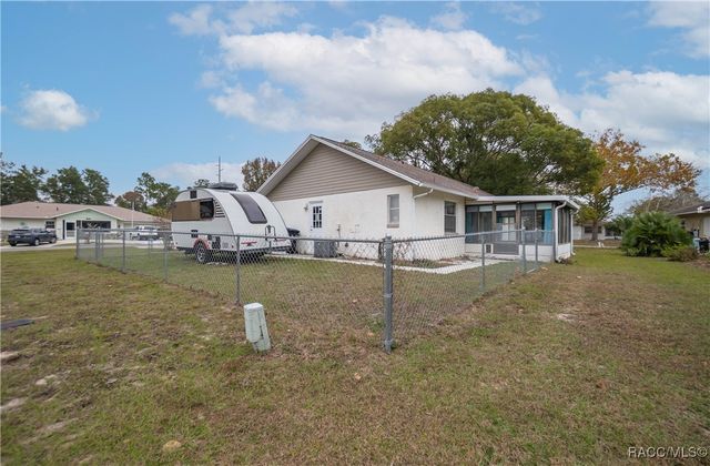 194 W Sugarberry Lane, Beverly Hills, FL 34465