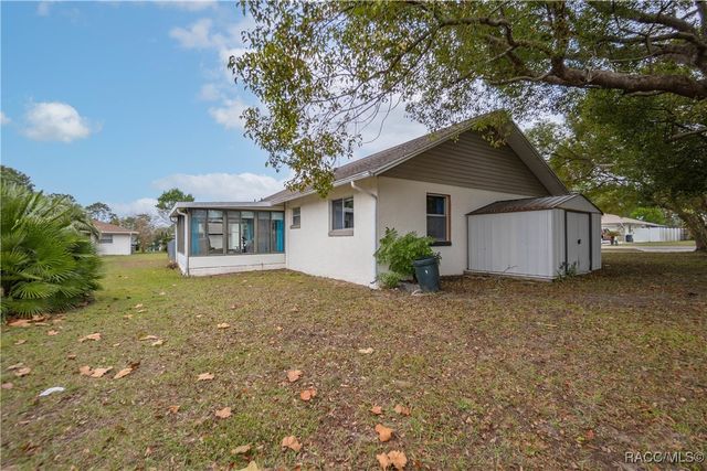 194 W Sugarberry Lane, Beverly Hills, FL 34465