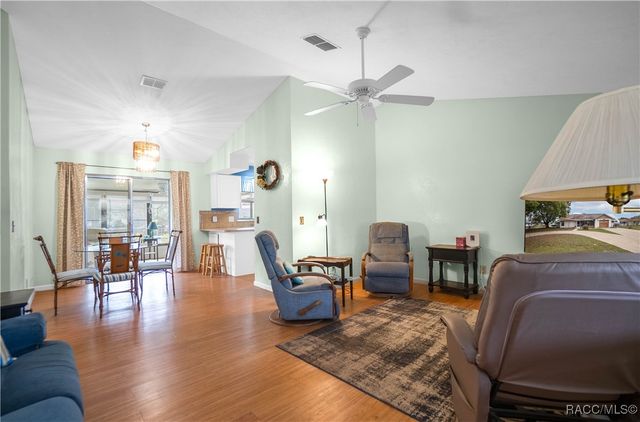 194 W Sugarberry Lane, Beverly Hills, FL 34465