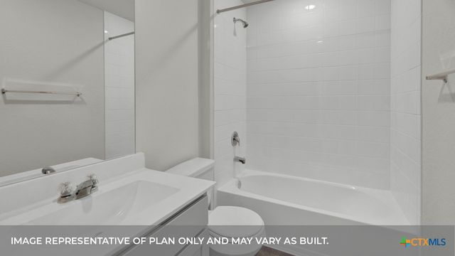821 PRINCE ALBERT, Seguin, TX 78155