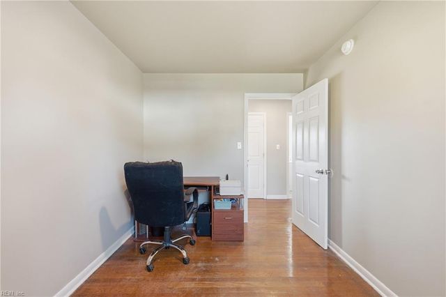 111 Woodbury Forrest DR, Hampton, VA 23666