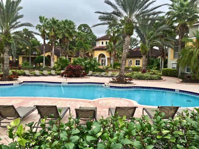 5600 BENTGRASS DRIVE 8-117, Sarasota, FL 34235