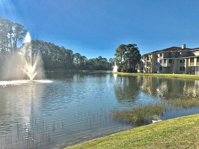 5600 BENTGRASS DRIVE 8-117, Sarasota, FL 34235