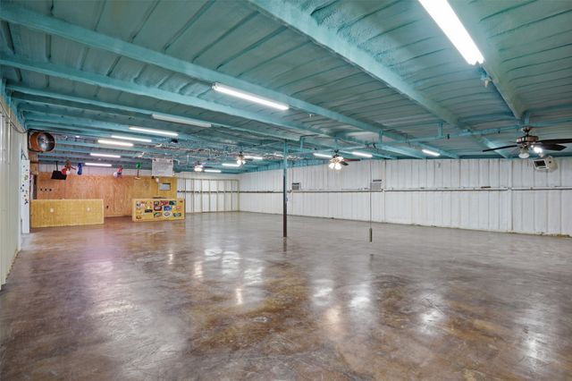 435 Gene Lee Road, Mineral Wells, TX 76067