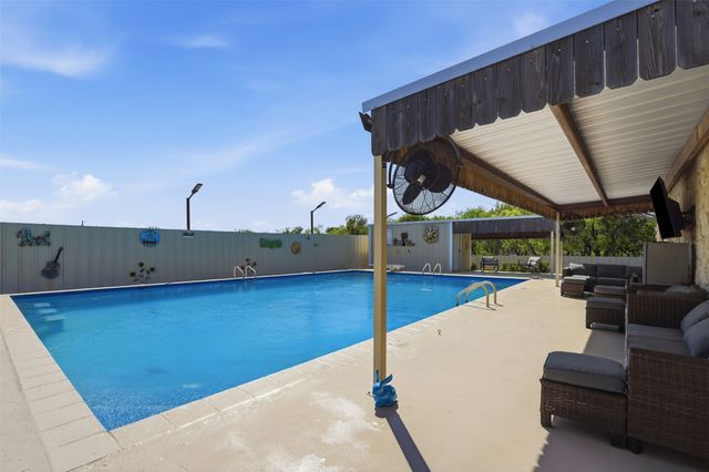 435 Gene Lee Road, Mineral Wells, TX 76067