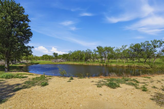 435 Gene Lee Road, Mineral Wells, TX 76067