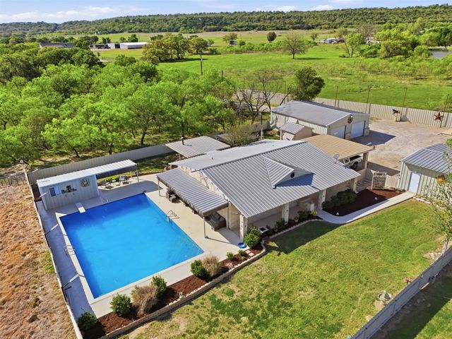 435 Gene Lee Road, Mineral Wells, TX 76067