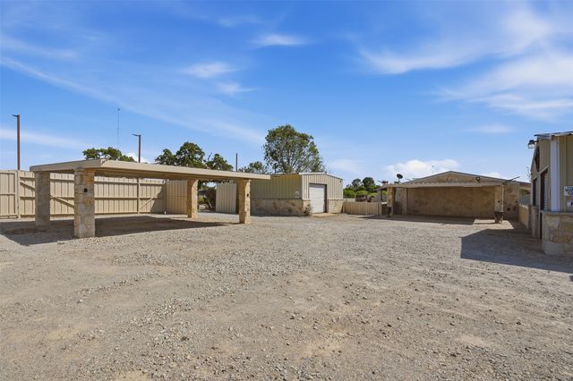 435 Gene Lee Road, Mineral Wells, TX 76067