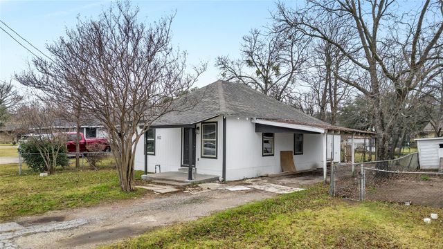 802 S Jackson Street, Kaufman, TX 75142